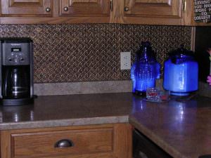 p-23255-back_splash_antique_gold_wc_20.jpg